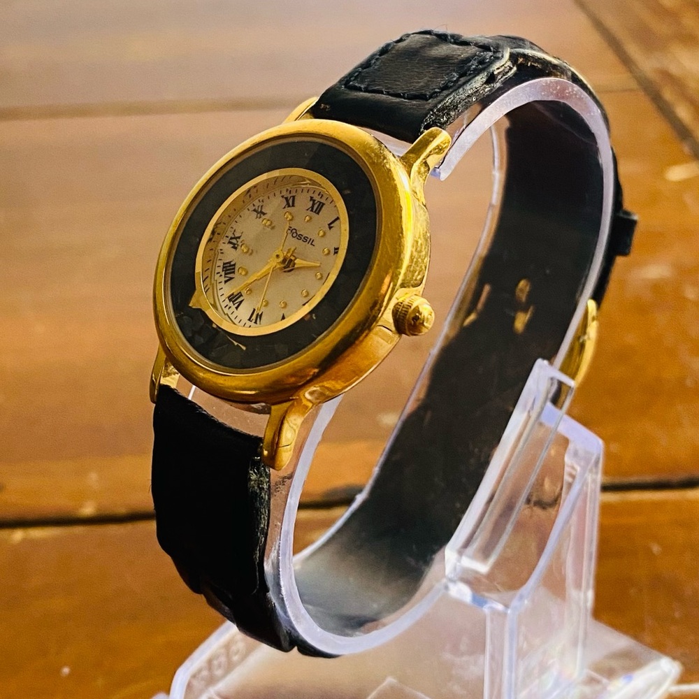 1994 BLACK ROCKS FOSSIL WATCH PC-9570 - Picture 2 of 5